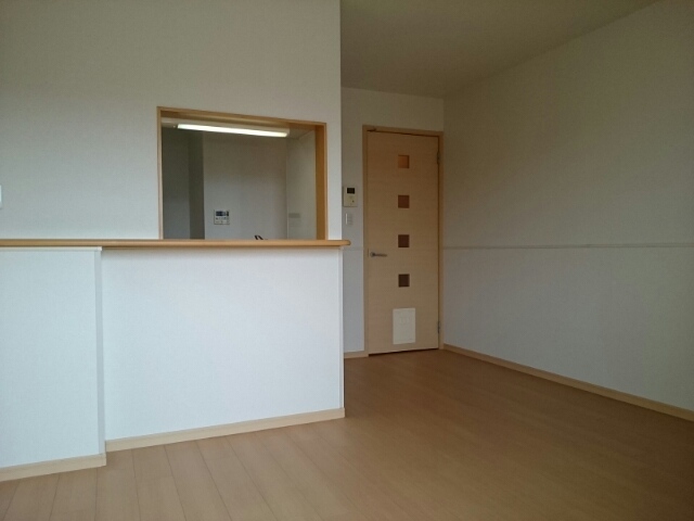 メゾン　ド　リ－ノ リビング