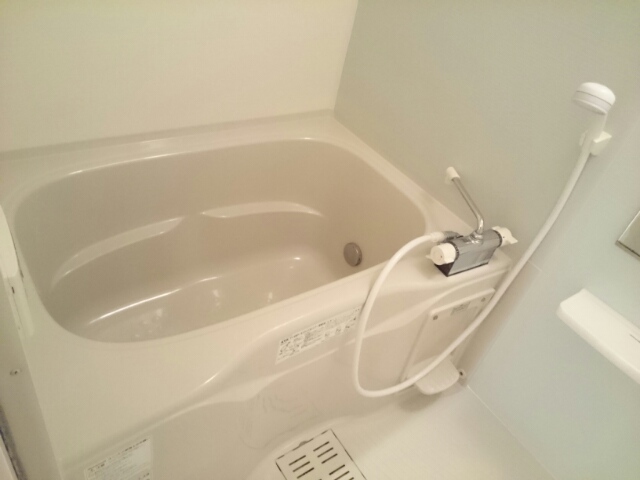 メゾン　ド　リ－ノ 風呂画像