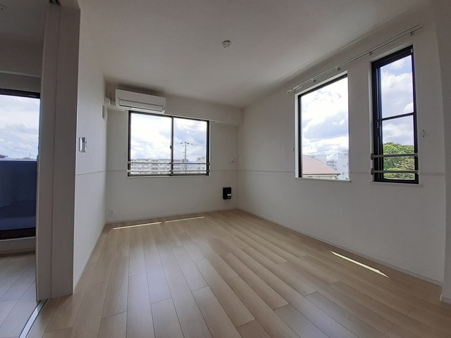 エルデ　ノース リビング