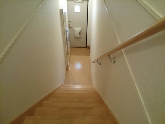 サンリット　カーサ 玄関