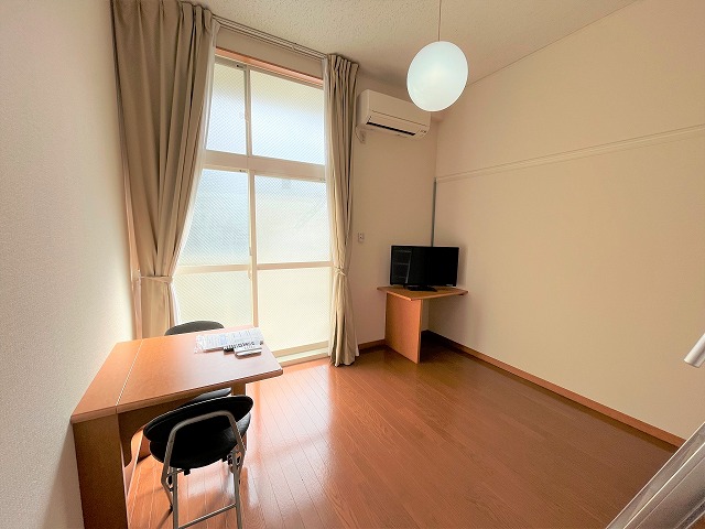 レオパレスふじ リビング