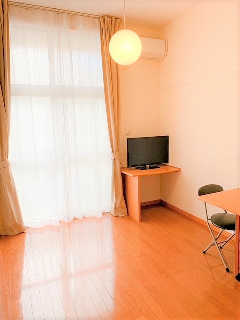 レオパレスＺｅｐｈｙｒ ベッドルーム