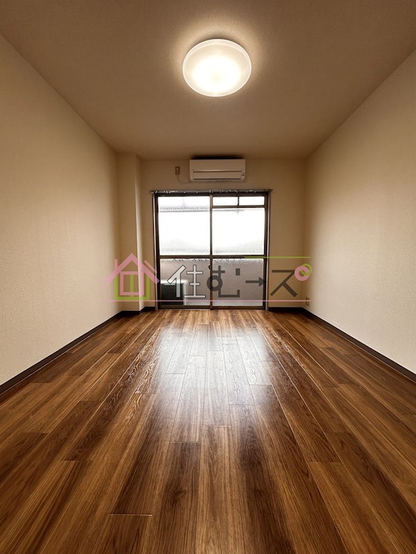 ソレイユⅢ ベッドルーム