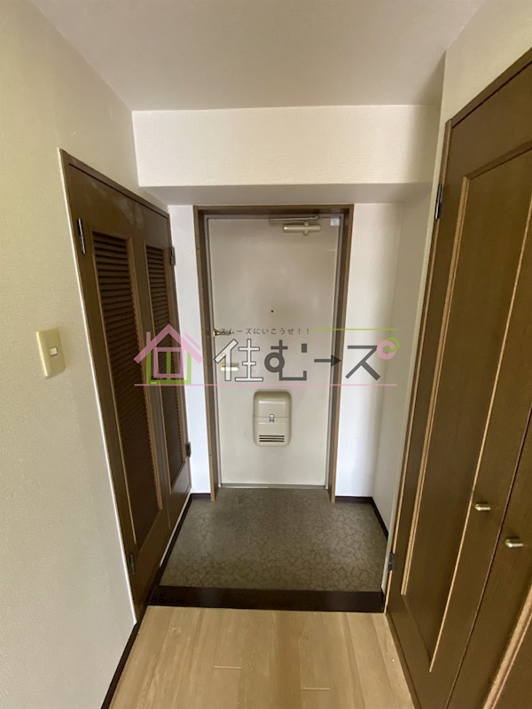 ライオンズマンション今里第3壱番館 玄関