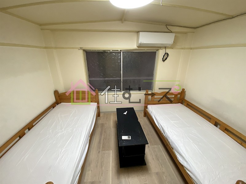 新今里マンション ベッドルーム