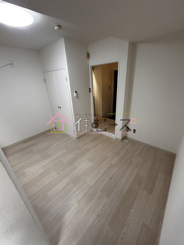 小松ビル リビング