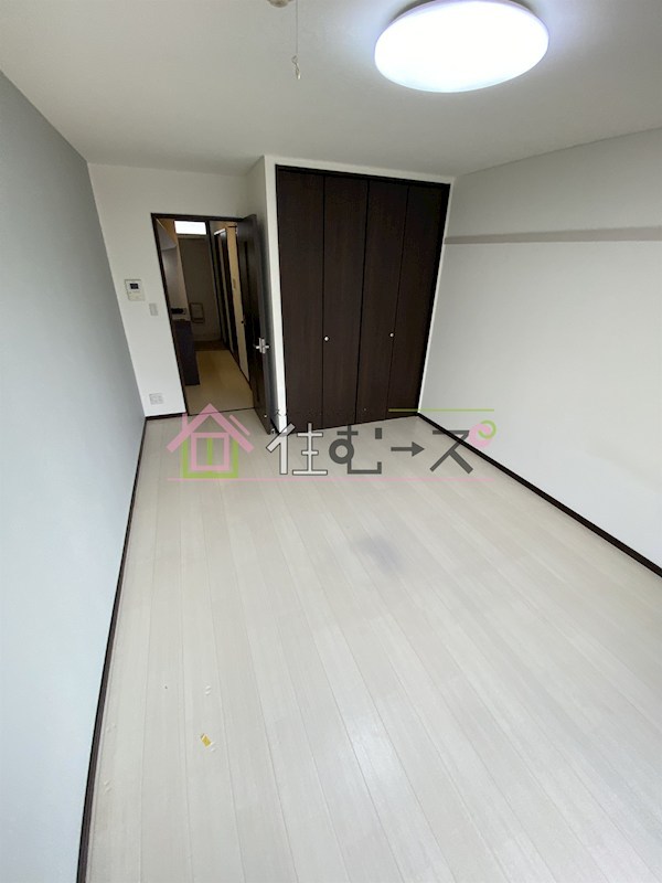 南壱番館 リビング