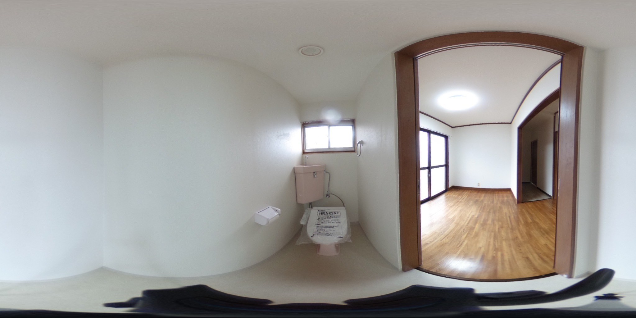 春日出北1丁目戸建 トイレ