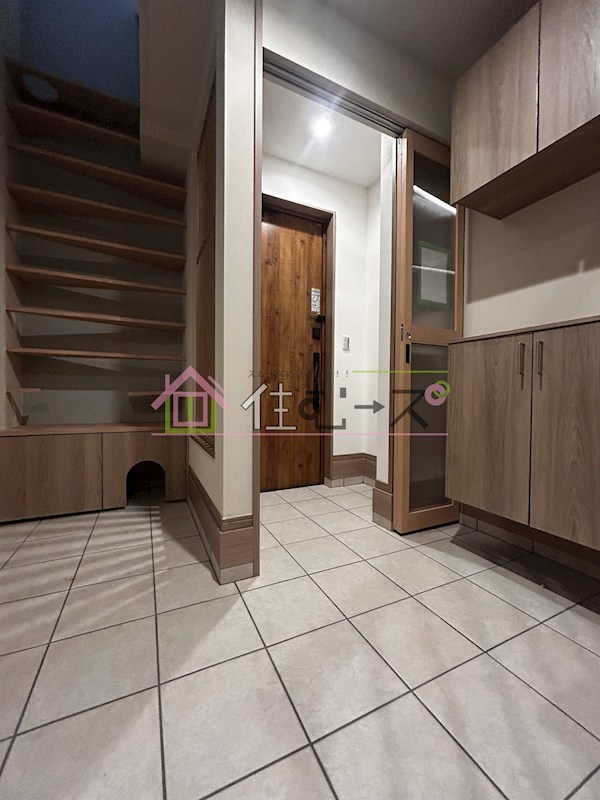 南市岡テラスハウス 玄関