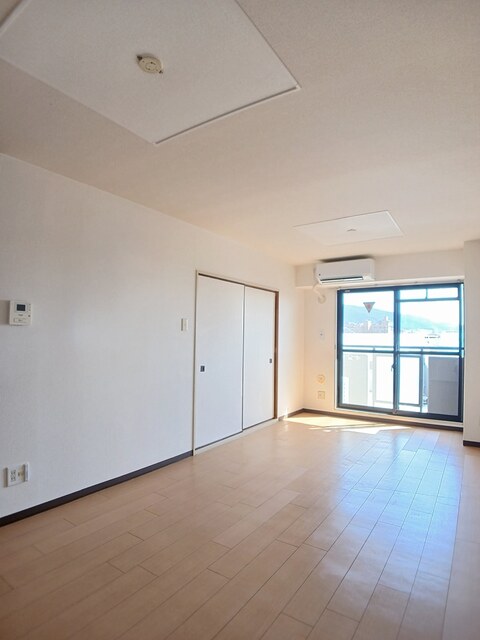 セピア辻井横小路 リビング