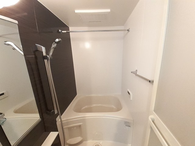 シャトーエレガント 風呂画像