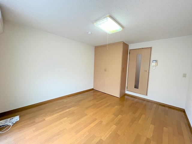 レオパレスエンディヴァー リビング