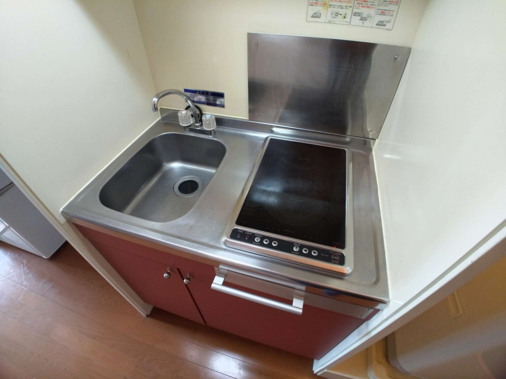 レオパレスゴールドイーストⅢ キッチン