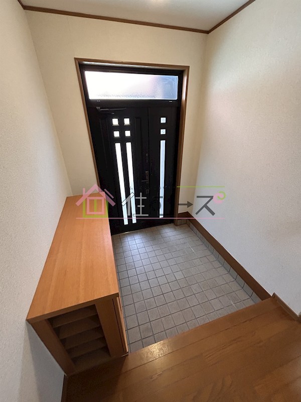西今川1貸家　 玄関