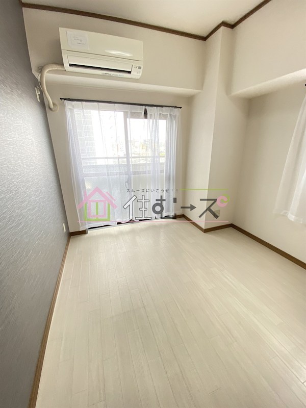 今里西青山ビル ベッドルーム