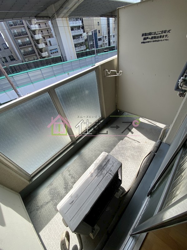 朋来ビル ベランダ