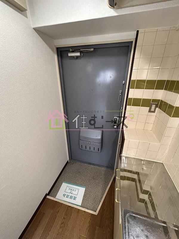 カーサ照ヶ丘Ⅲ 玄関