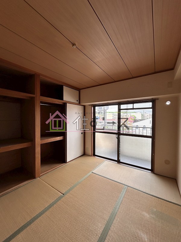 ローズコート ベッドルーム