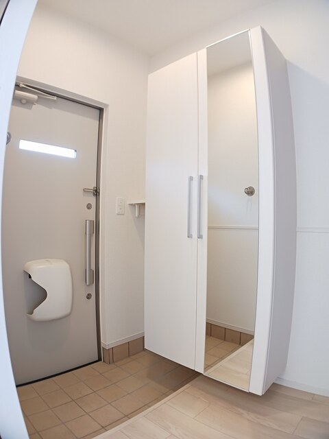 ドミールナンキＥＡＳＴ 玄関