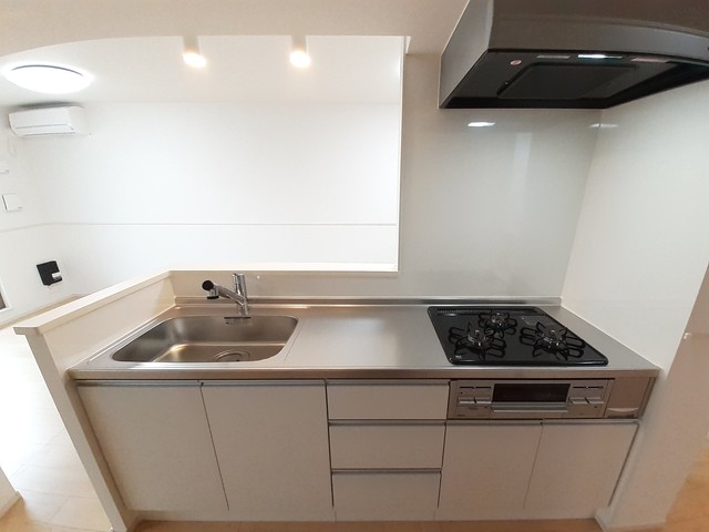 ラ　カーサ　クラーダ キッチン