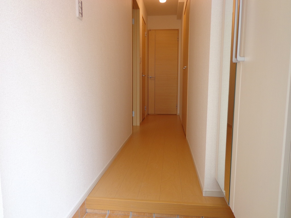 Ｖｉｌｌａ　すみれ 玄関