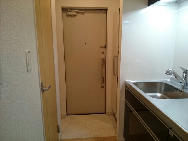 ラフェリシテ 玄関