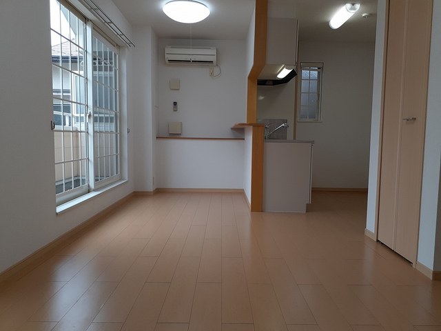 フェリーチェ輝美 リビング