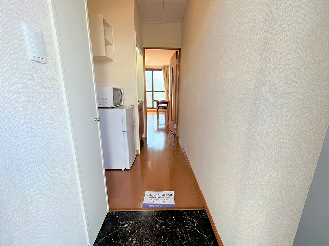 レオパレスＨＩＧＡＳＨＩＮＯⅡ 玄関