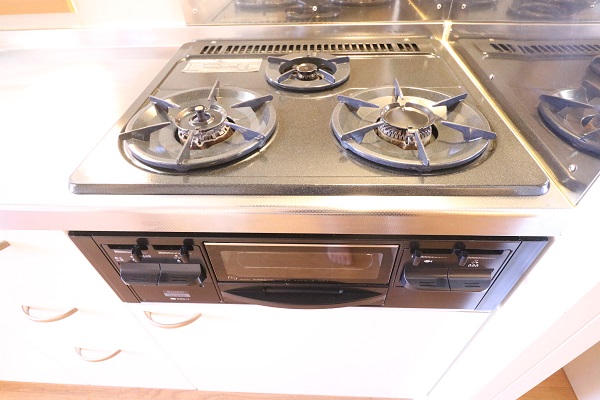 レオパレスハピネスＮＡＷＡＴＥ キッチン