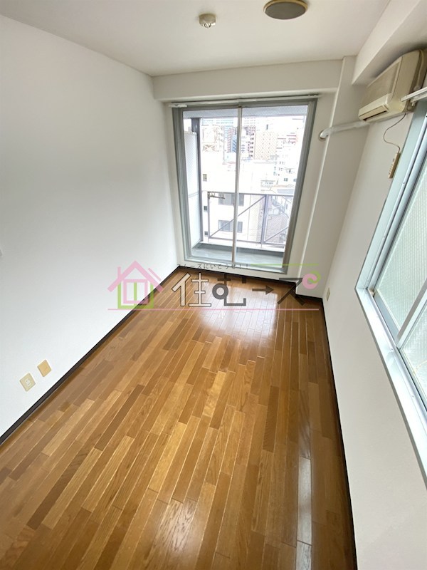 ネバーギブアップワン ベッドルーム