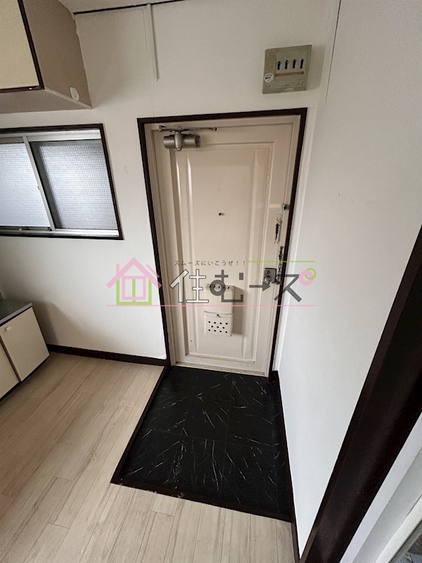 長居きくやマンション 玄関