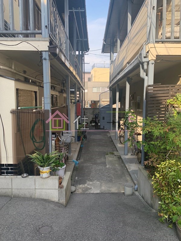 庭井ハイツ エントランス