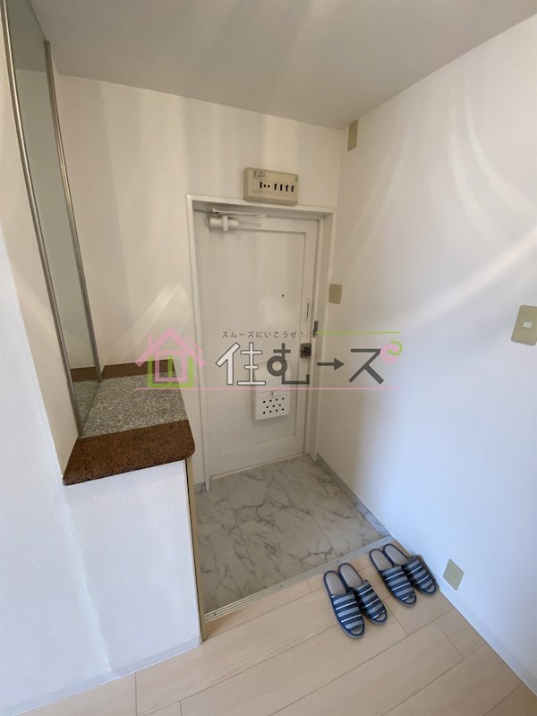 ヴィラデスト 玄関