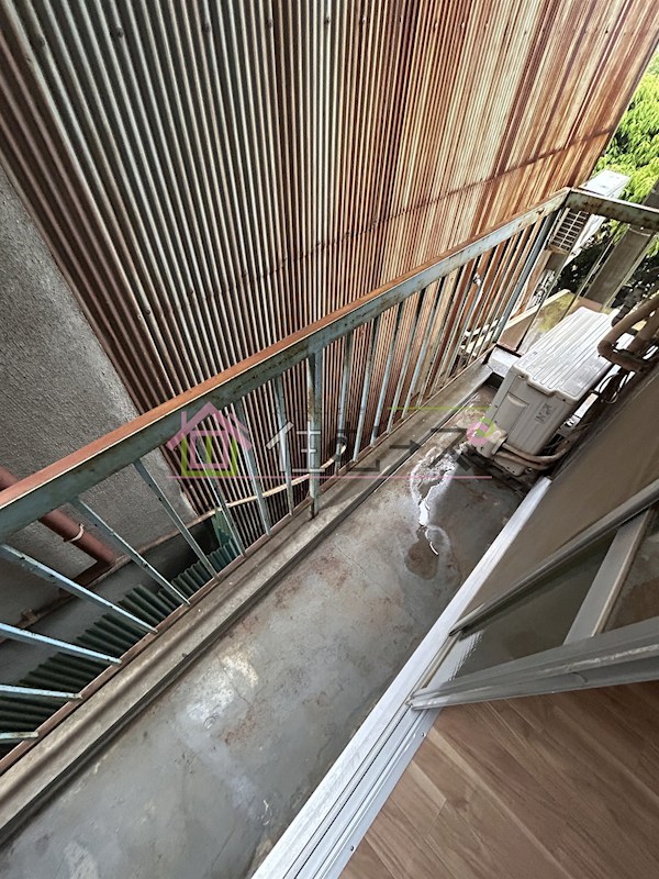 クイーンハイツ清水ヶ丘 ベランダ