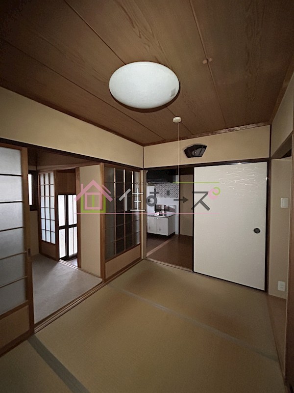 墨江3-10-2貸家 ベッドルーム