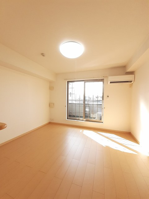 ＧＡＲＤＥＮ　泉 リビング