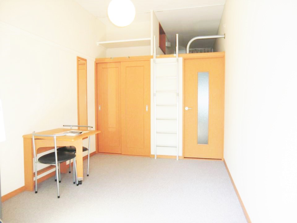 レオパレスハグレー　トマツⅡ リビング