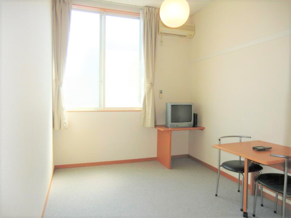 レオパレスハグレー　トマツⅡ ベッドルーム