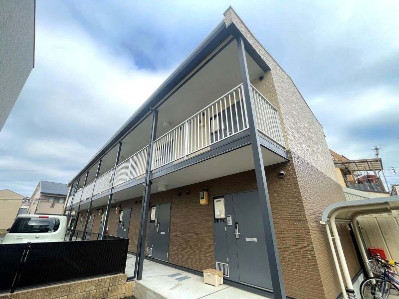 レオパレス杭瀬北新町Ⅰ 外観