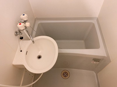 レオパレスいづみ 風呂画像