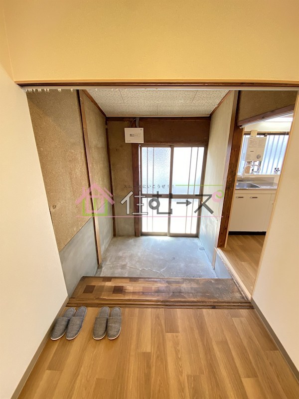 赤川3丁目の貸家 玄関