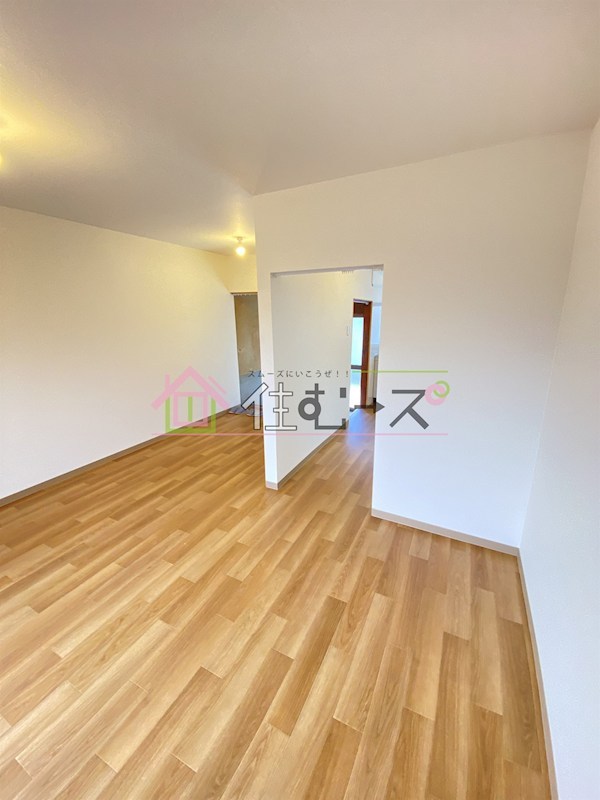 赤川3丁目の貸家 リビング