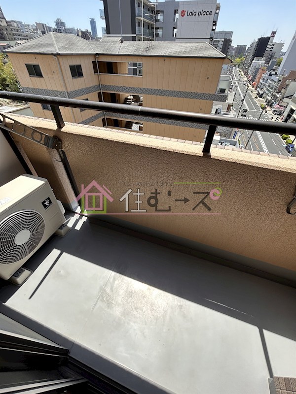 クラウンハイム夕陽丘 ベランダ