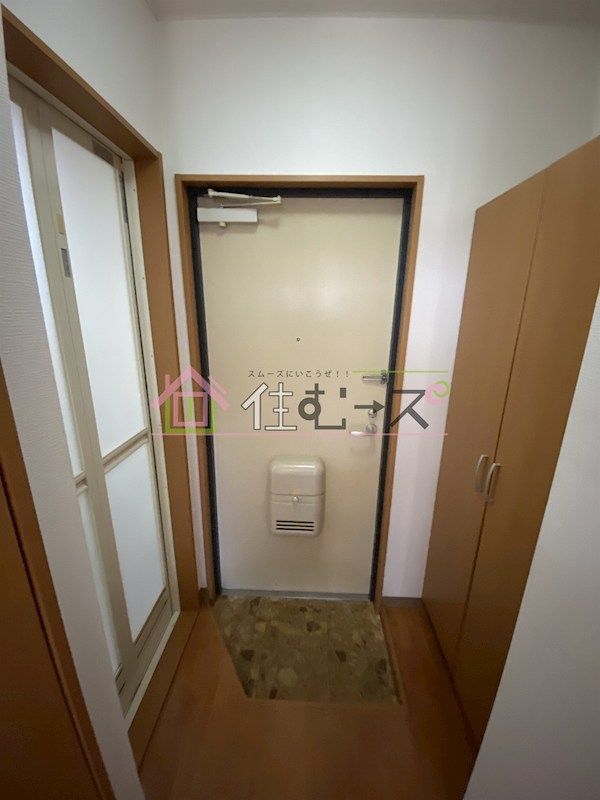 ルネッサンスOKADA  玄関