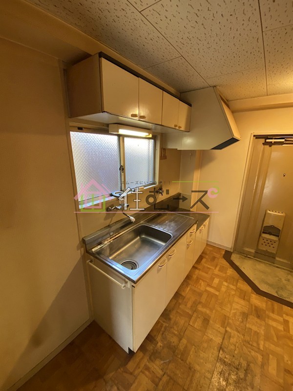 ヴィラナリー太子橋 キッチン