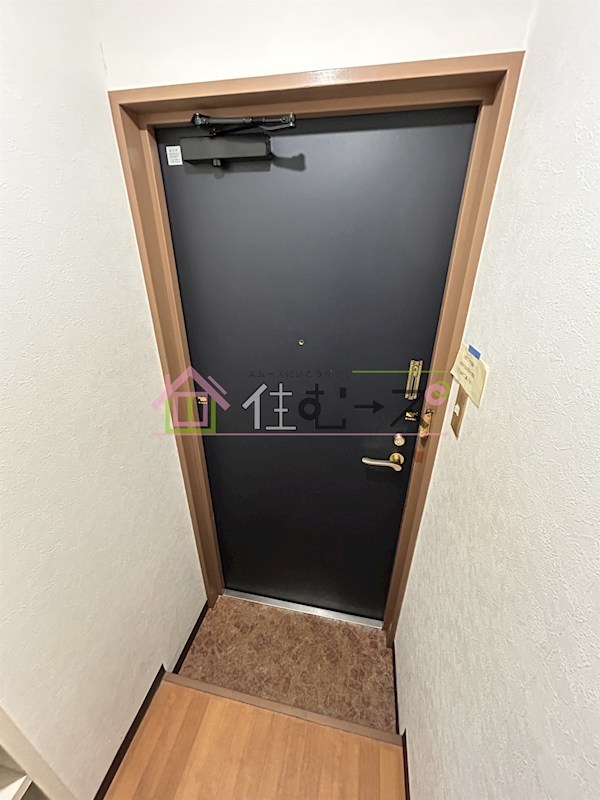 ロイヤルヴィラ昭和町 玄関