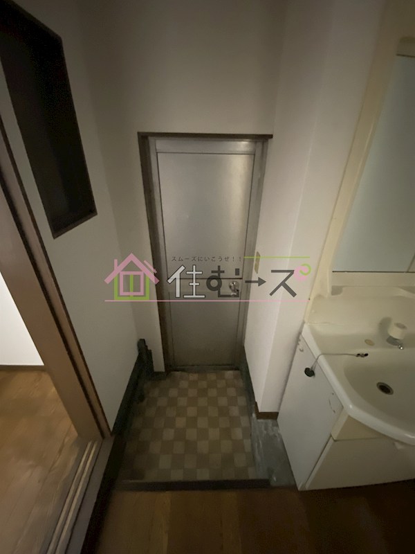 今津南1丁目4-22貸家 玄関