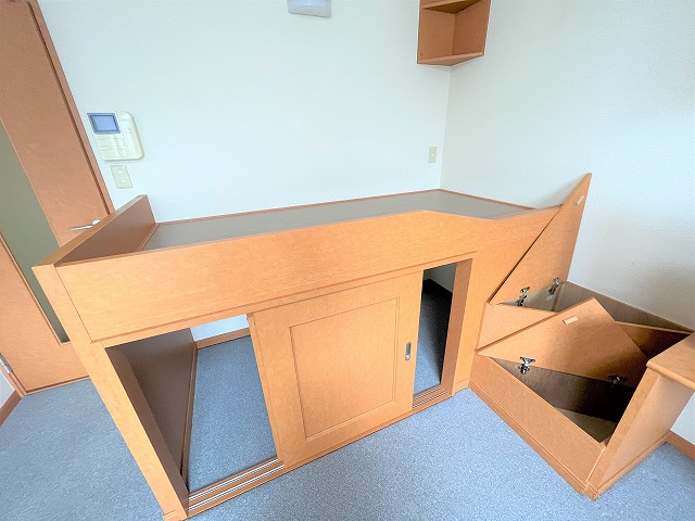 レオパレスコスモス その他8