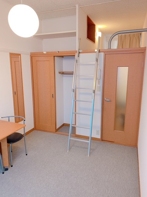 レオパレスインペリアルパレスⅠ ベッドルーム