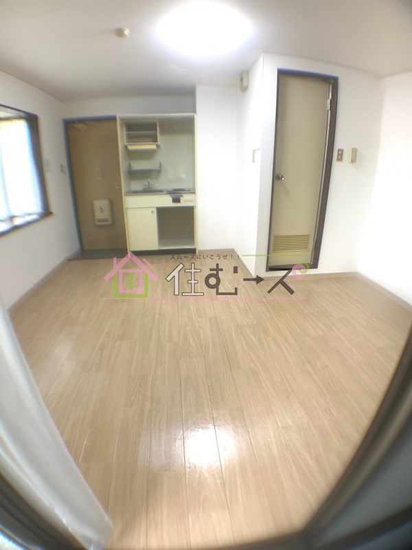 リバーサイドK リビング